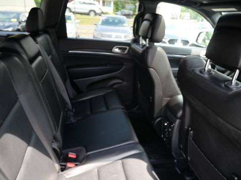 Used 2020 Jeep Grand Cherokee Limited AWD/4WD image 26