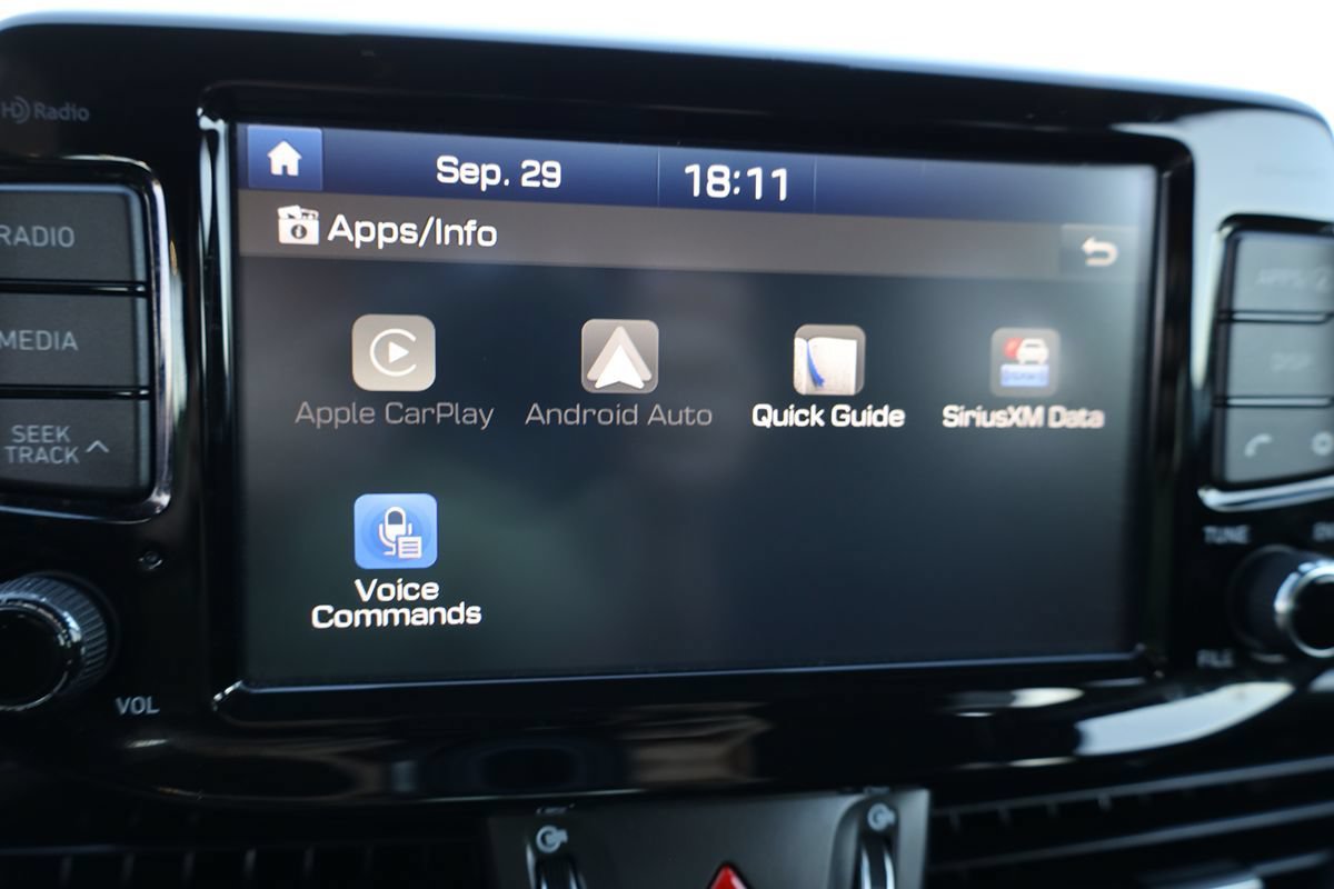 Used 2018 Hyundai Elantra GT FWD image 27