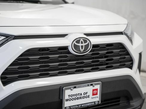 Used 2025 Toyota RAV4 XLE w/ Convenience Package AWD/4WD image 11