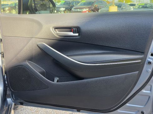 Used 2020 Toyota Corolla SE image 21