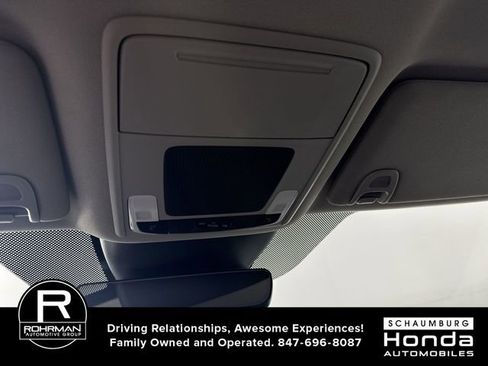 Used 2025 Honda Pilot EX-L image 11