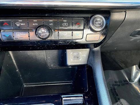 Used 2023 Jeep Compass Limited image 25