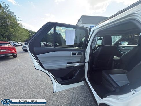 Certified 2023 Ford Explorer XLT w/ Equipment Group 202A AWD/4WD image 26