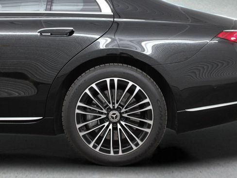 Used 2024 Mercedes-Benz S 580 4MATIC Sedan image 8