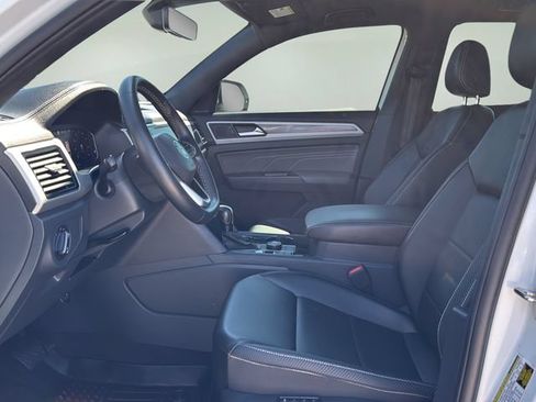 Used 2022 Volkswagen Atlas Cross Sport SEL AWD/4WD image 17