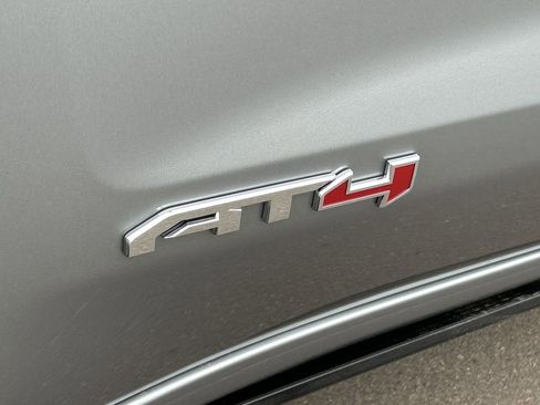 Used 2025 GMC Sierra 1500 AT4 w/ Technology Package image 31