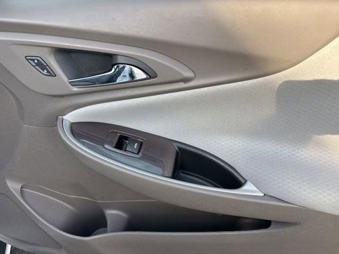 Used 2023 Chevrolet Malibu LT w/ LPO, Floor Liner Package FWD image 40