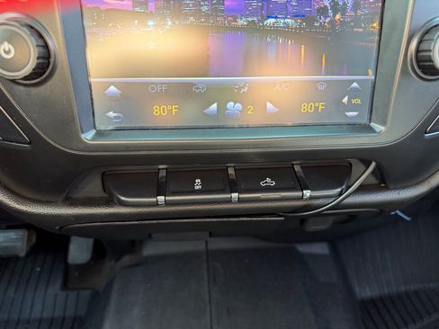 Used 2015 Chevrolet Silverado 1500 LT w/ All Star Edition AWD/4WD image 40