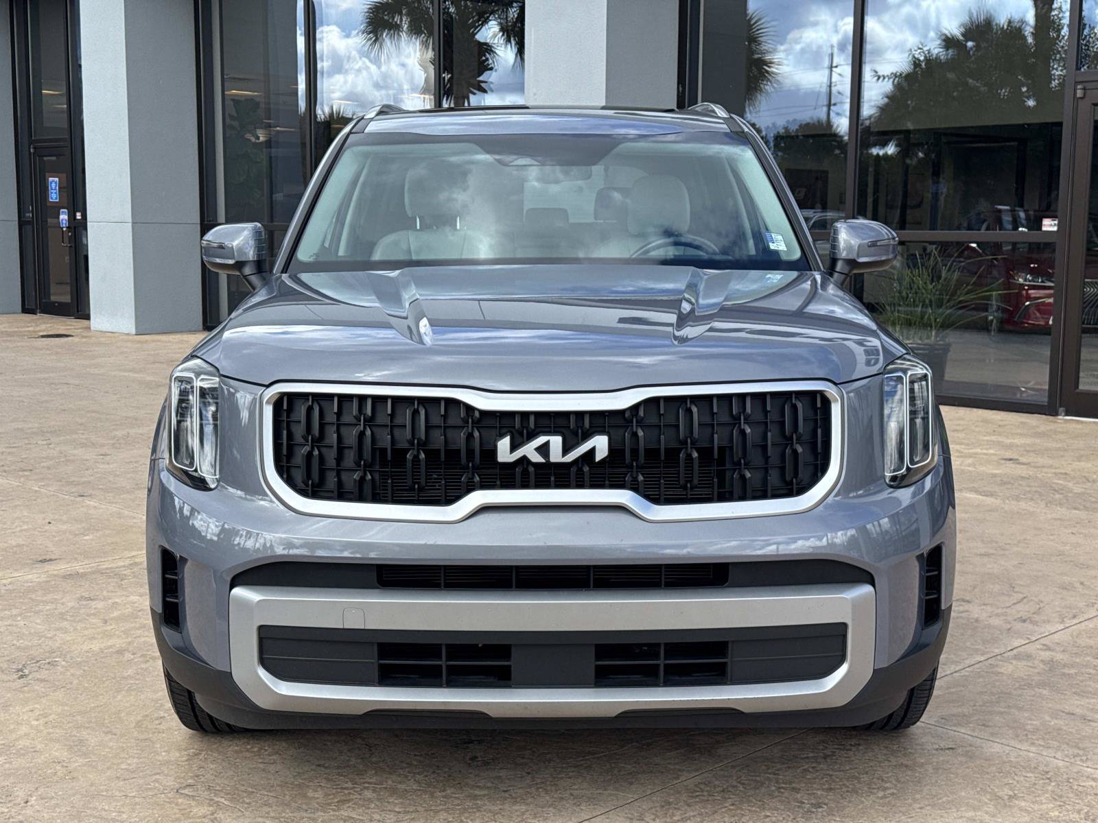 Used 2023 Kia Telluride EX FWD image 7