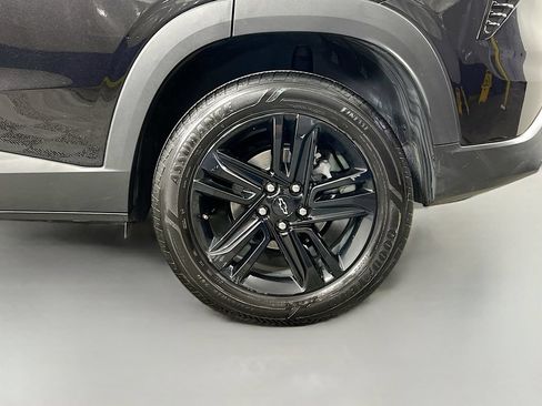 Used 2025 Chevrolet Trax ACTIV w/ Driver Confidence Package FWD image 29