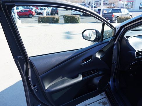 Certified 2022 Toyota Prius Prime LE image 17