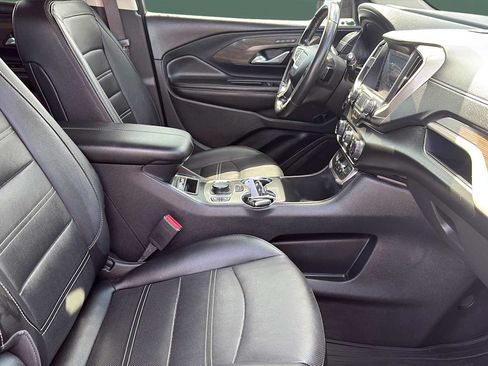 Used 2022 GMC Terrain Denali w/ LPO, Floor Liner Package AWD/4WD image 24