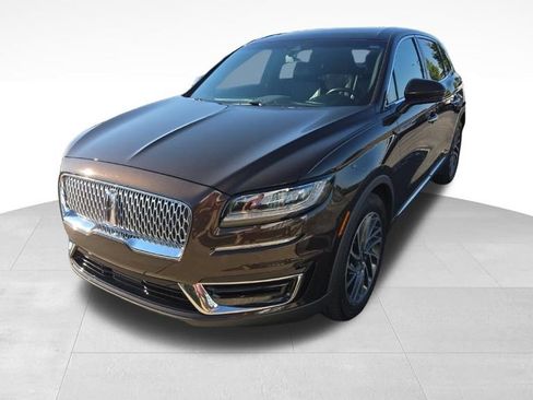 Used 2019 Lincoln Nautilus Reserve w/ Driver Assistance Package FWD image 1