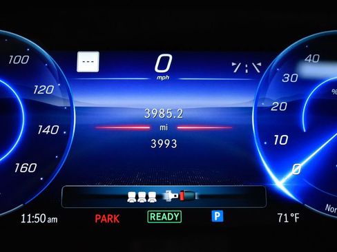 Used 2023 Mercedes-Benz EQS 580 4MATIC Sedan image 32