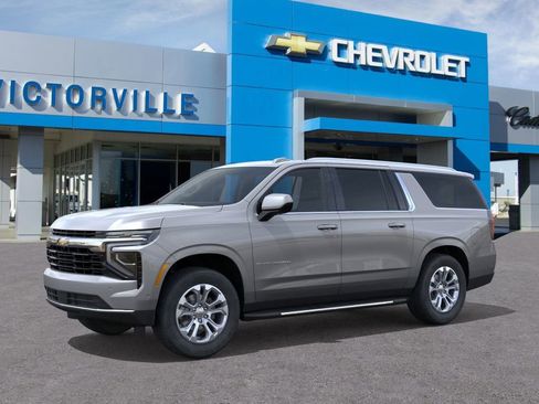 New 2026 Chevrolet Suburban LS image 2