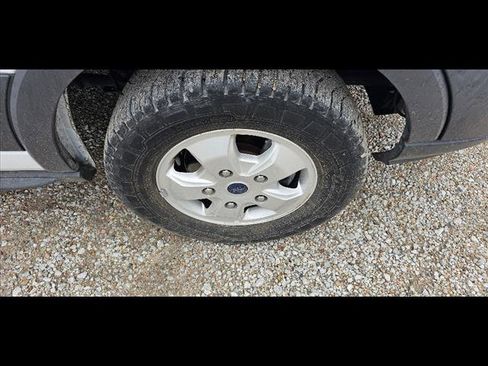 Used 2018 Ford Transit 350 XLT image 9