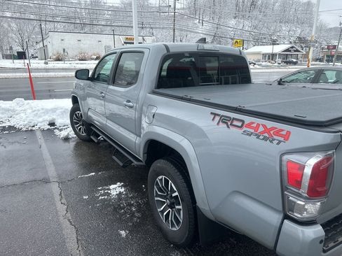 Certified 2020 Toyota Tacoma TRD Sport image 2