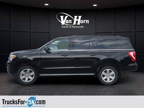Used 2018 Ford Expedition Max XLT w/ Equipment Group 202A AWD/4WD image 6