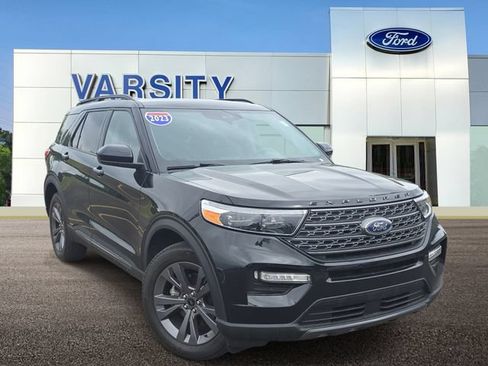 Certified 2023 Ford Explorer XLT w/ Equipment Group 202A AWD/4WD image 1