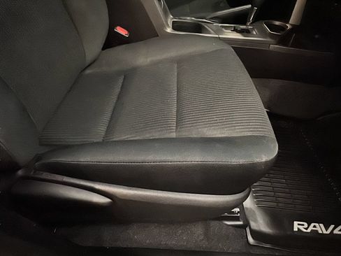 Used 2017 Toyota RAV4 LE w/ All Weather Liner Package AWD/4WD image 16