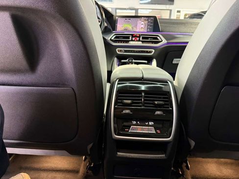 Used 2023 BMW X6 xDrive40i w/ M Sport Package image 36