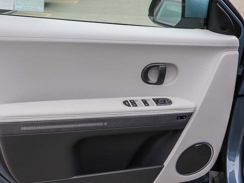 New 2026 Hyundai Ioniq 5 Limited image 22