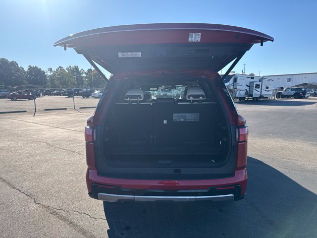 Used 2023 Toyota Sequoia Capstone AWD/4WD image 21
