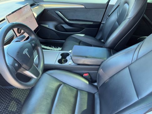 Used 2021 Tesla Model 3 Long Range image 17