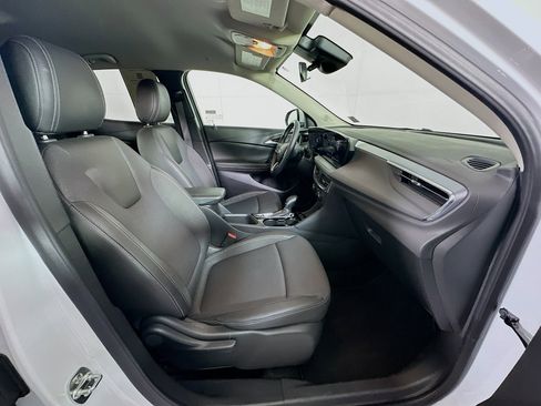 Used 2025 Buick Encore GX Preferred image 29