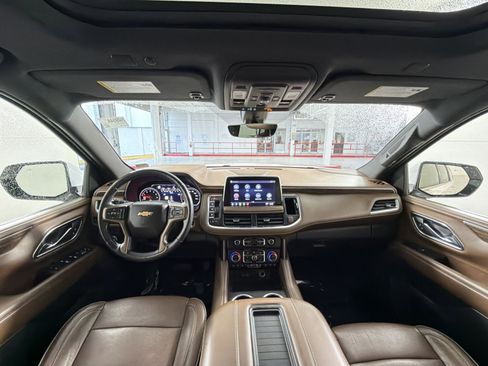 Used 2021 Chevrolet Suburban High Country image 23