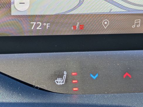 New 2026 Nissan Leaf SV+ w/ Floor Mat Package (SV+) image 24