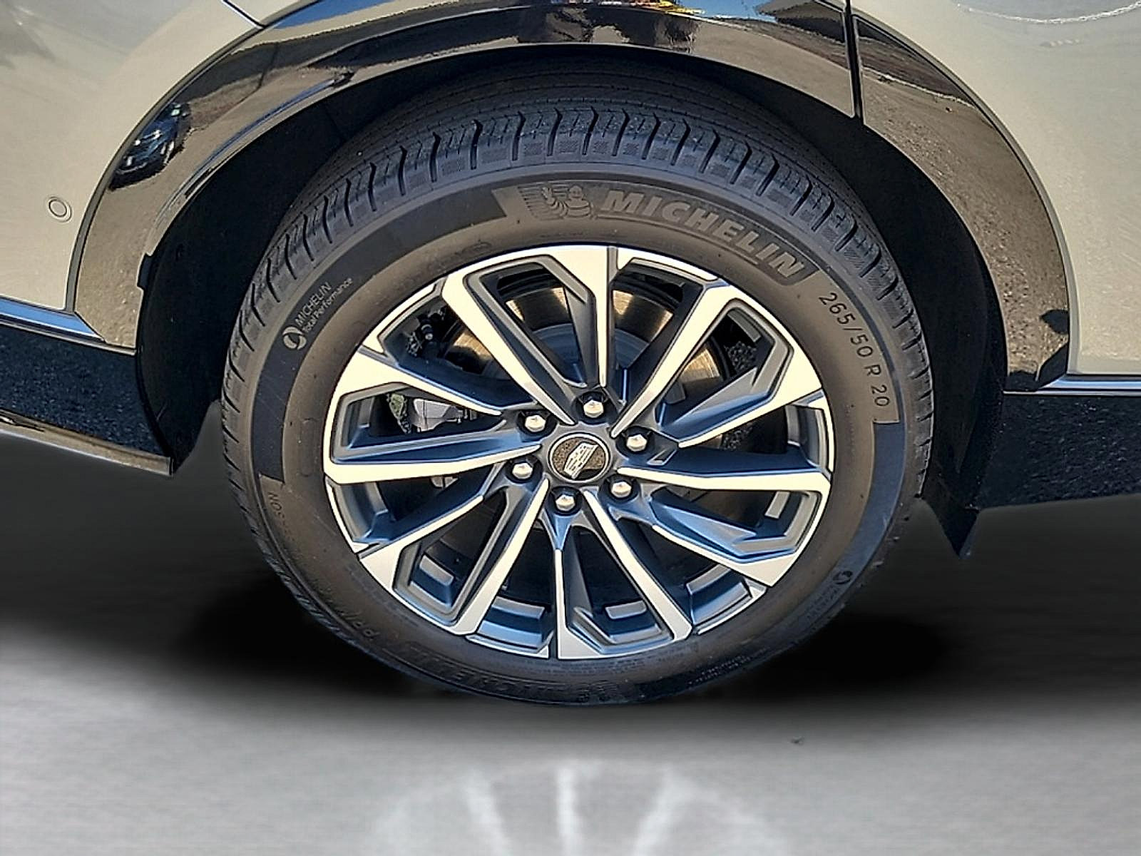 Certified 2024 Cadillac Lyriq Sport AWD/4WD image 9