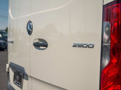 Used 2024 Mercedes-Benz Sprinter 144 Cargo image 16