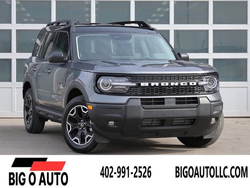 Used 2025 Ford Bronco Sport Outer Banks image 1