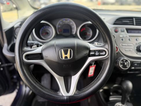 Used 2009 Honda Fit Sport image 19