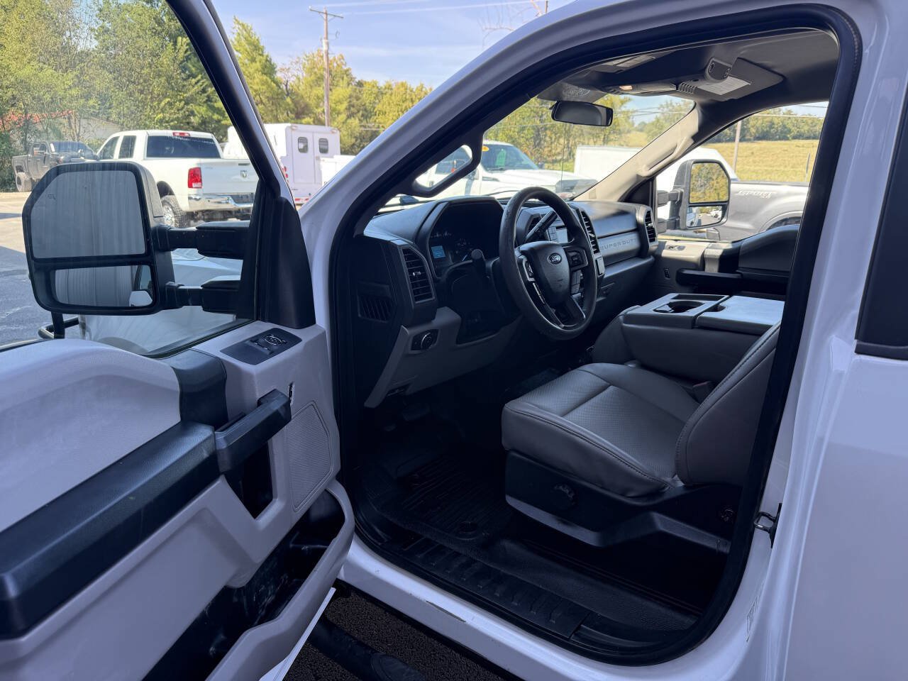 Used 2019 Ford F250 XL w/ Power Equipment Group AWD/4WD image 11