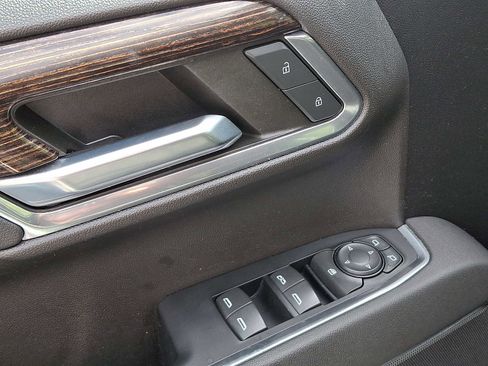 Used 2023 GMC Sierra 1500 Elevation image 15