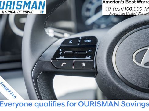 New 2025 Hyundai Elantra Limited image 29