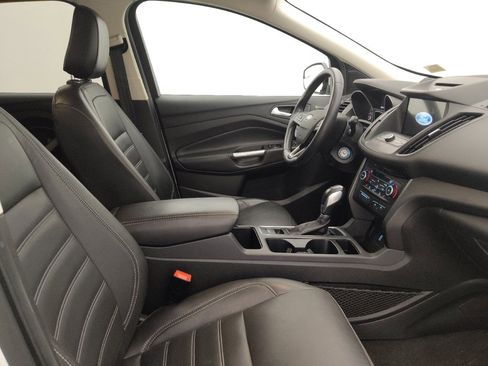 Used 2018 Ford Escape SEL image 21