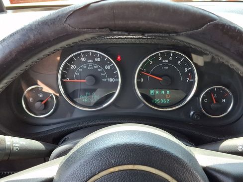Used 2012 Jeep Wrangler Sport AWD/4WD image 19