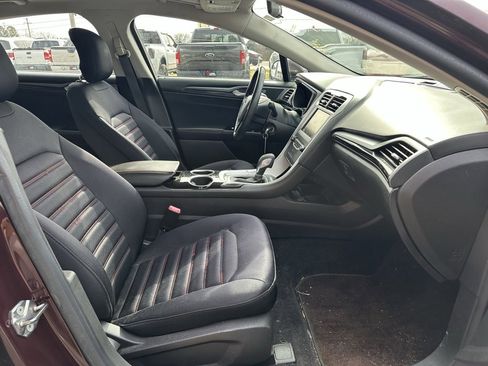 Used 2013 Ford Fusion SE image 5