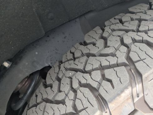 Certified 2025 Ford Ranger Raptor AWD/4WD image 9