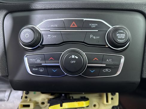 Used 2021 Dodge Charger Police image 21