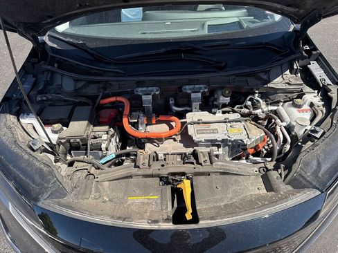 Used 2024 Nissan Ariya AWD image 32