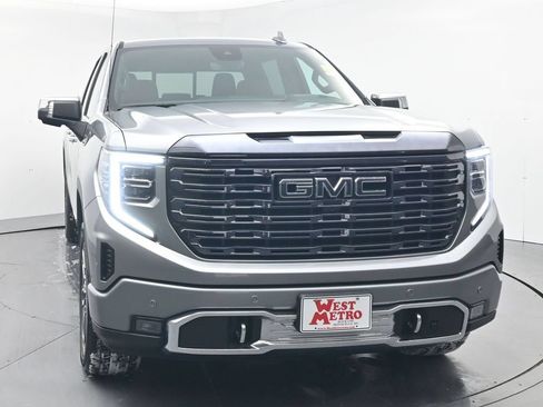 Used 2023 GMC Sierra 1500 Denali Ultimate AWD/4WD image 31