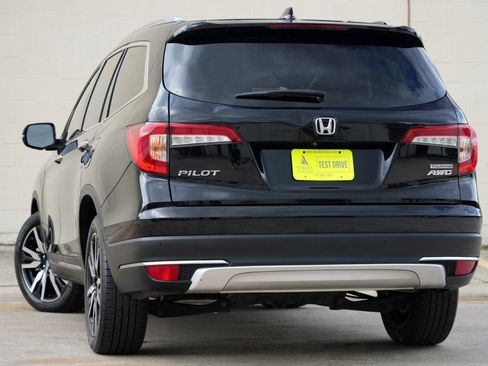 Used 2021 Honda Pilot Touring image 5