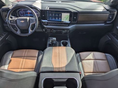 Used 2025 Chevrolet Silverado 1500 High Country w/ High Country Premium Package image 17