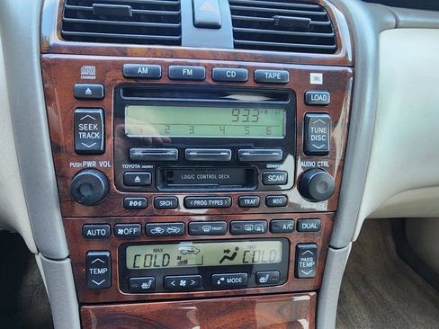 Used 2003 Toyota Avalon XLS FWD image 28