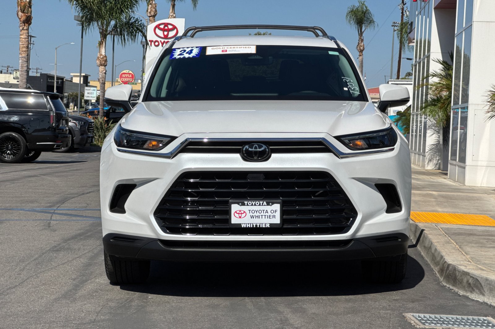 Used 2024 Toyota Grand Highlander FWD image 10