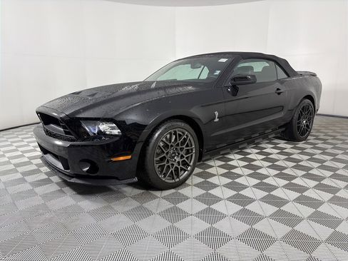 Used 2013 Ford Mustang Shelby GT500 image 4